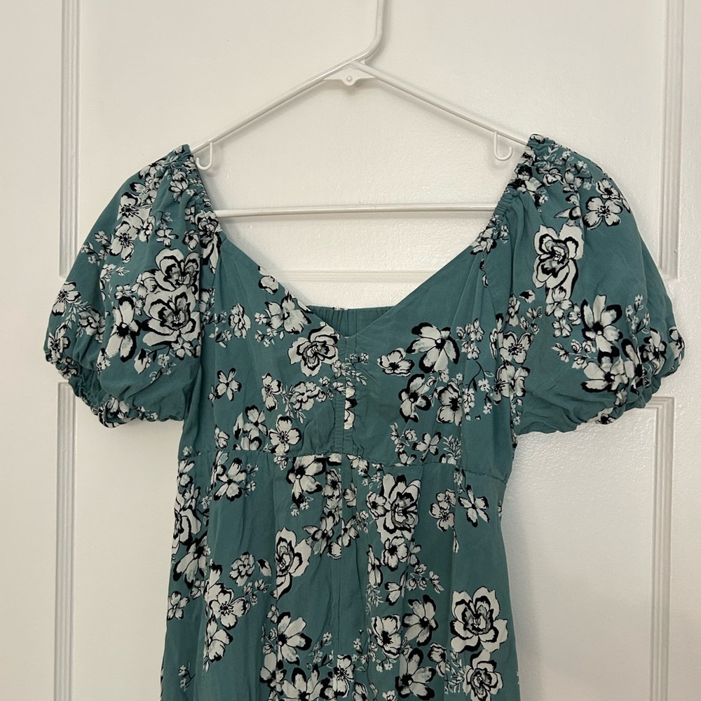 Floral Puff Sleeve Dress in Teal and White